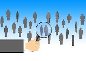 爱游戏登录-中国足球裁判判罚尺度变化分析，国内足球裁判